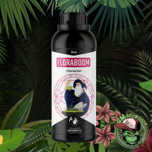 Botella negra con etiqueta blanca 1l de Floraboom de Cannaboom