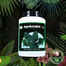 Bote blanco 1,5kg con etiqueta negra de AgrobetaBat Granulado de agrobeta